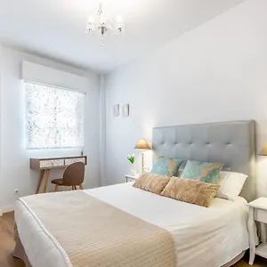 Historical Center Parking And Smart Tv , Malaga Spain